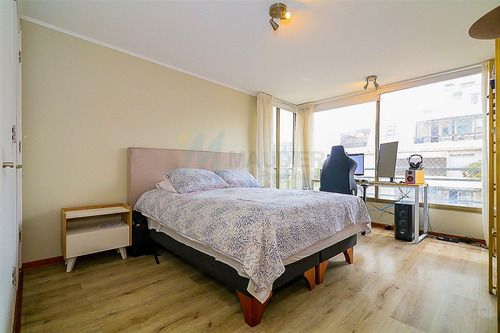 Departamento En Venta De 3 Dorm. En Providencia