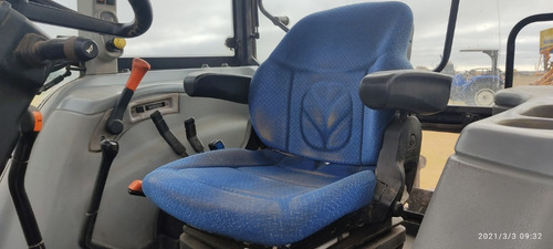 Tractor New Holland 5070 D-t,3 Puntos,año 12,con Pala Martin