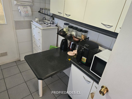 Casa En Venta De 4 Dorm. En Maipú