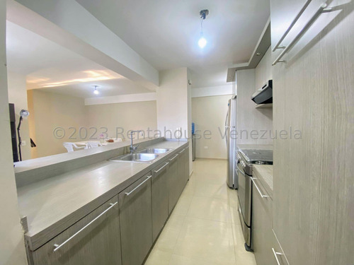 José Trivero Vende Hermoso Apartamento De 113m2, Ubicado En El Oeste De Barquisimeto