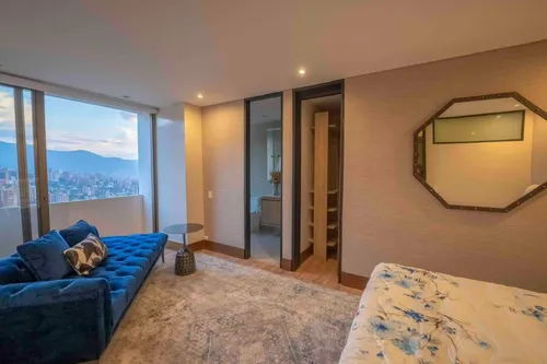 Apartamento En Venta En El Poblado. Cod V12209