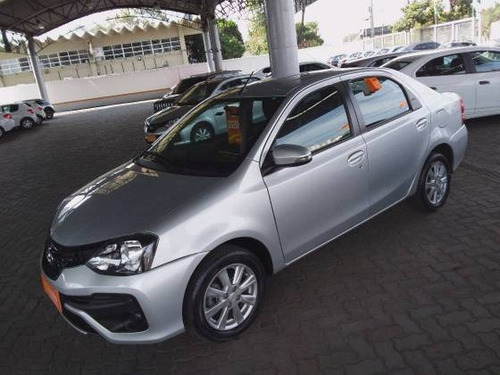 Imagem 4 de 9 de Toyota Etios 1.5 X Plus Sedan 16v Flex 4p Automático