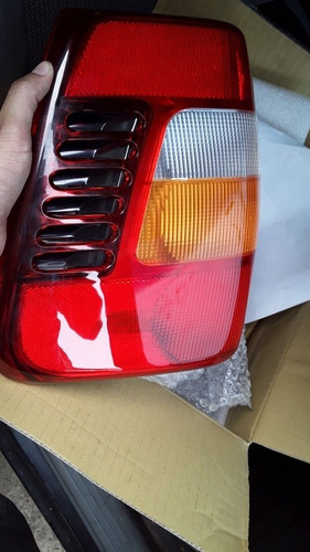 Imagen 1 de 2 de Stop O Micas Jeep Grand Cherokee 2000 2001 2002 2003 2004