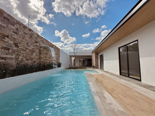 Casa En Venta Merida, Prana Dzitya, Modelo Milan, Equipada, Septiembre 2025