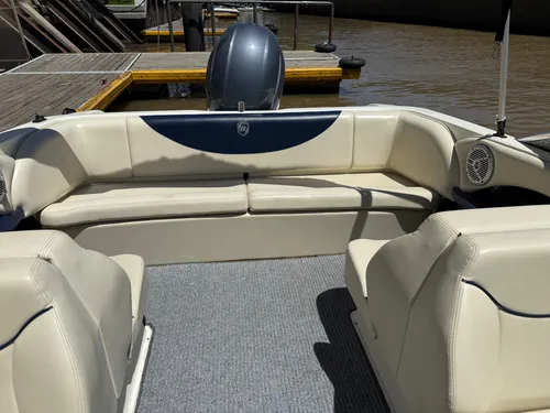 Lancha Open Bermuda Twenty Con Motor Yamaha 200 Hp 2018