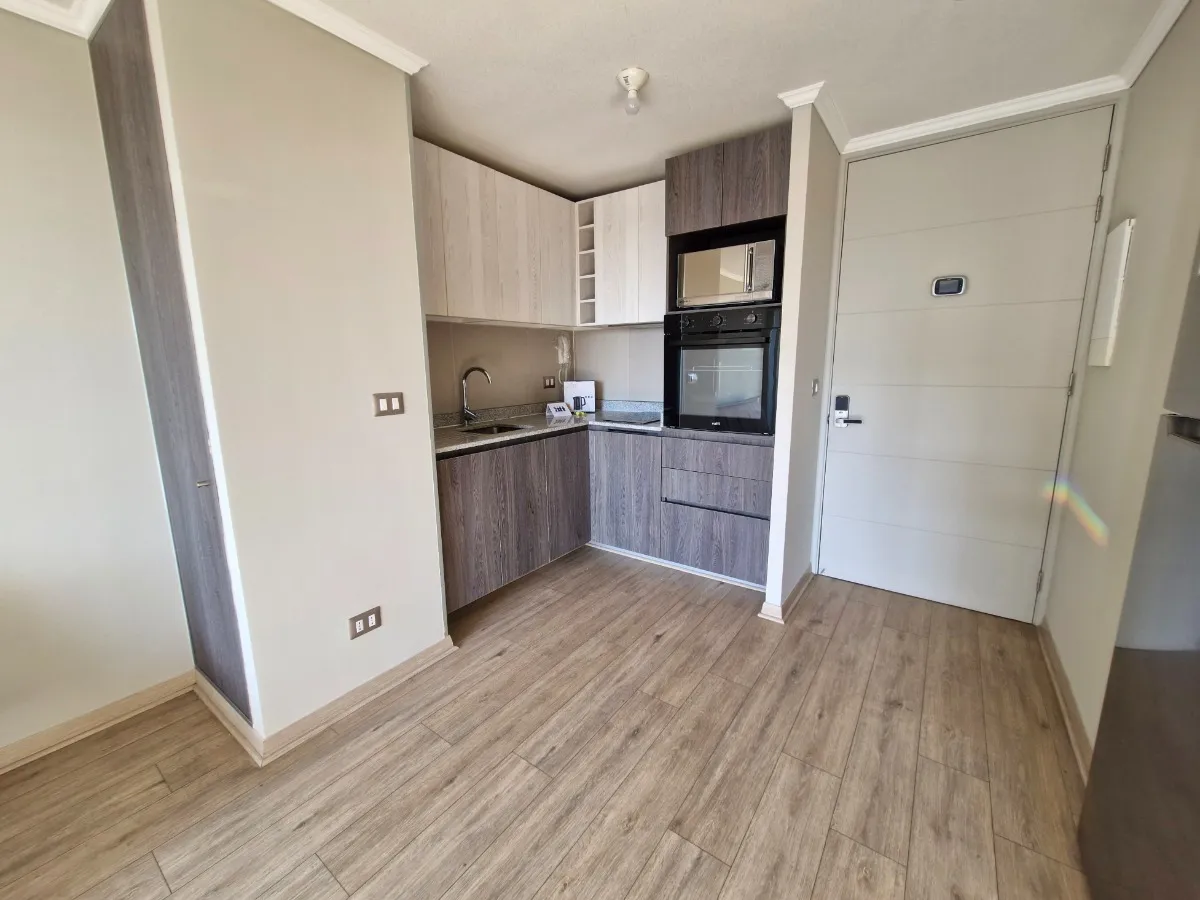 Imagen 3 de 14 de Arriendo De Departamento En Macul. 1 Dormitorio, 1 Baño.