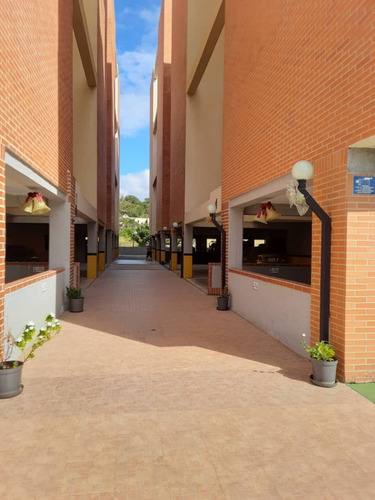 Imagen 14 de 19 de Fernando Guerrero Vende Apartamento En Tazajal Res Araguaney Suites