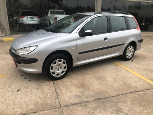 Imagen 5 de 10 de Peugeot 206 Sw Confort 1.6 2006