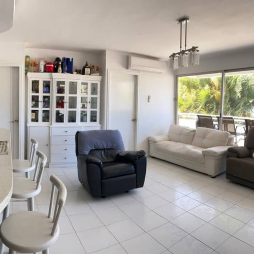 Imagen 3 de 8 de Bello Apartamento Con Acabados De Primera En Caribe