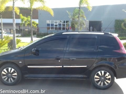 Imagem 2 de 3 de Peugeot 206 Sw 2008 1.6 16v Feline Flex Aut. 5p