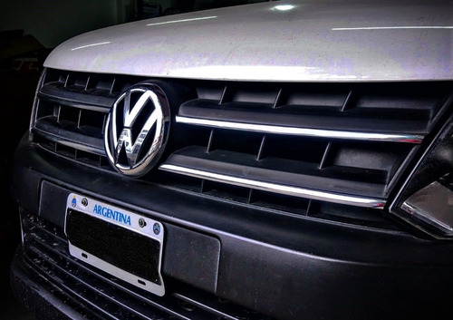 Baguetas De Parrilla Cromada Para Vw Amarok 2014 4 Pzs  