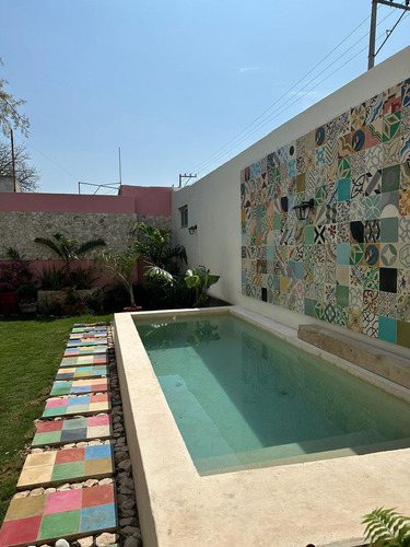 Casa En Venta En La Ermita En El Centro De Mérida,yucatán