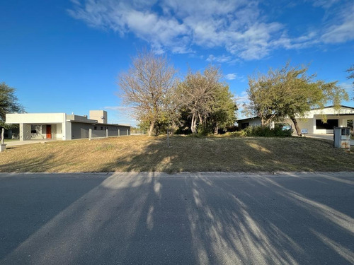 Imagen 3 de 8 de Lote En La Arbolada Hollywood - Plano - 1.200 M2
