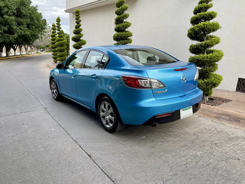 Mazda 3 2011 Standard