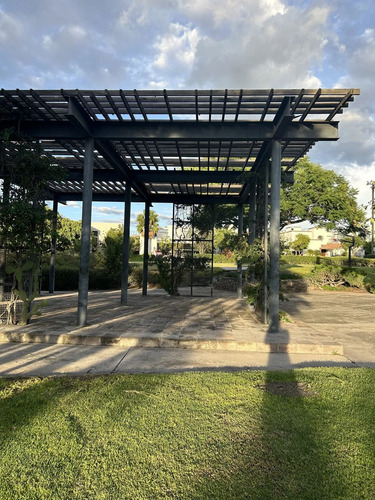 Gran Terreno En Venta En El Campanario - ¡ubicación Premium!