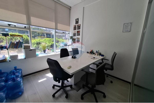 Oficina En Arriendo En Las Condes - Parque Arauco