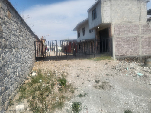 Terreno Regular, En Privada, Ideal Para Casa Habitación O Negocio Comercial, De 680m2, Bardeado Al 90%, Con Cimentación De Piedra Y Block De Tabique, En Villas De Tezontepec, Hidalgo
