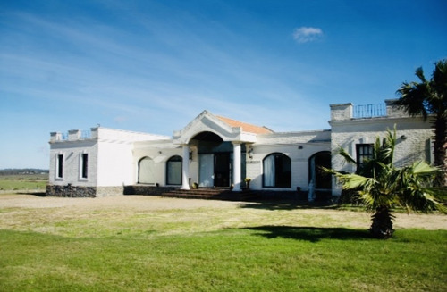 Chacra Importante En R. 39 Con 700 M2. Construidos- Ref: 5030