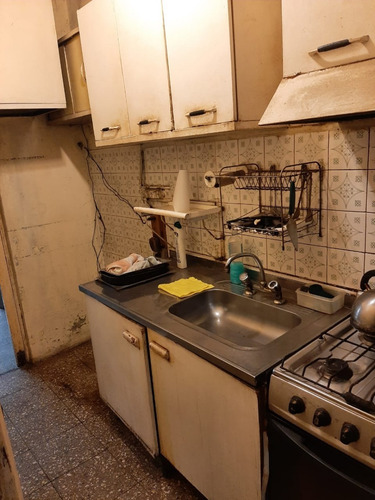 Imagen 6 de 8 de Venta Ph 2 Amb Con Cochera, A Refeccionar! Excelente Ubicación.