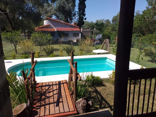 Imagen 3 de 17 de Cabañita Con Pileta En Villa Rumipal..!! Abierto Todo El Año