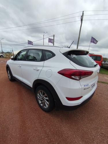 Imagen 3 de 17 de Hyundai Tucson 2017 2.0 16v