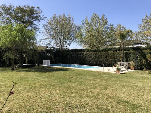 Imagen 7 de 30 de Santa Mara De Tigre- Venta Excelente Casa Con 1900 Mts De Jardín En Excluisividad.