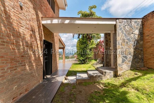 Venta De Casa En El Alto Hatillo Jlrp Mls 24-29143
