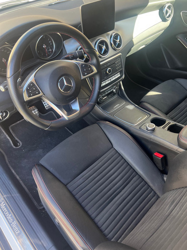 Mercedes-Benz Clase GLA 1.6 Gla250 Amg-line 211cv