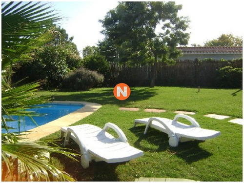 Casa En Venta Y Alquiler, La Barra, La Barra, 3 Dormitorios.- Ref: 209256