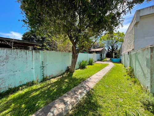 Venta Casa Ph 3 Ambientes Con Fondo Libre Castelar Centro