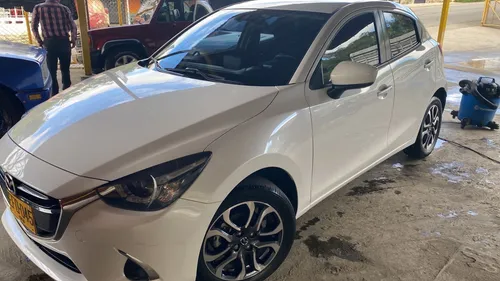 Mazda 2 1.5 Touring