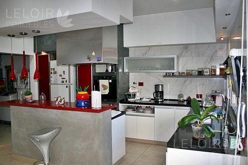 Casa En Venta 2 Amb En Parque Leloir