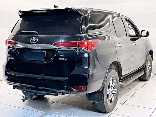 Toyota Hilux SW4 2.7 SRV 7 LUGARES 4X2 16V FLEX 4P AUTOMÁTICO