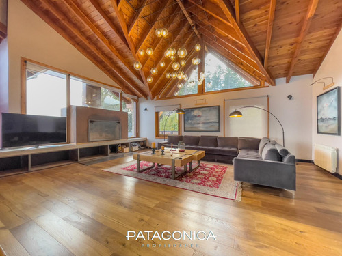 Venta- Unica E Impactante, Casa 5 Amb, Costa De Lago C/amenities, Villa La Angostura