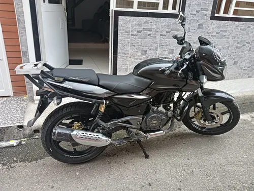 Pulsar 180ug Color Negro Freno De Disco Delantero Y Trasero