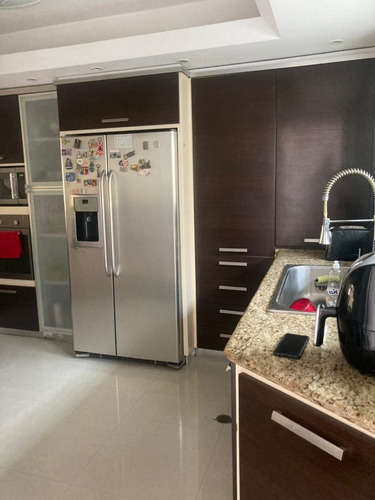 Imagen 4 de 29 de Townhouse Exclusivo En Mañongo Res Antares Homes