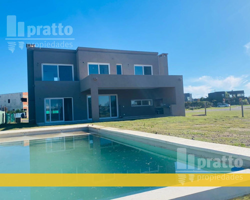 Casa En Venta De 3 Dormitorios En San Rafael