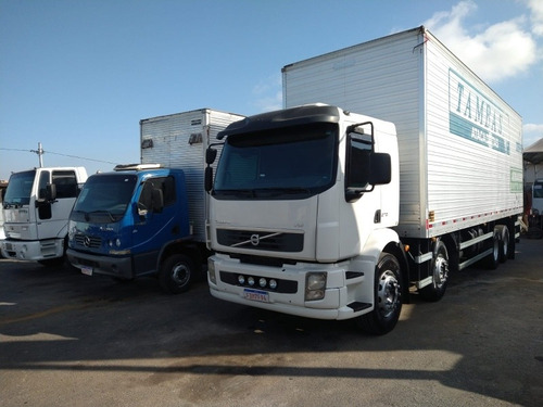 Imagem 3 de 18 de Volvo Vm 270