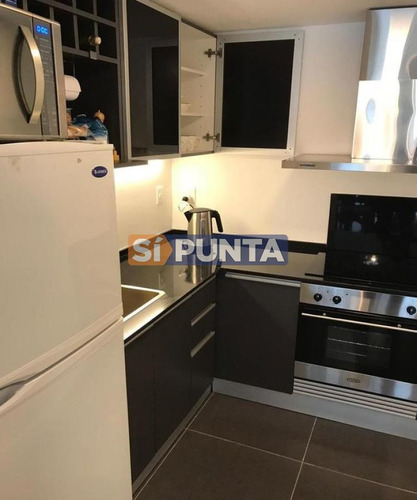 Imagen 2 de 4 de Apartamento En Alquiler Anual