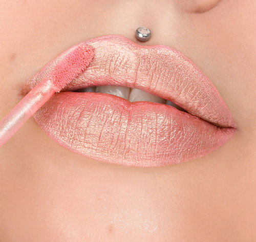 Labial Brillante Velour Liquid De Jeffree Star Cosmetics Rayland
