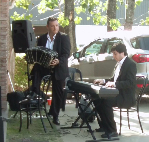 Show De Tango. Bandoneonista. Cantante. Bailarines. Eventos