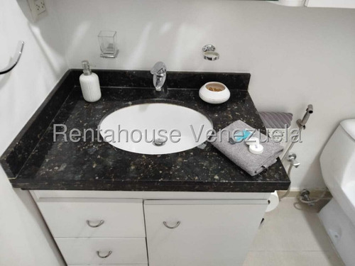 Rm Apartamento (1 Nivel) En Alquiler En Santa Eduvigis, Distrito Metropolitano