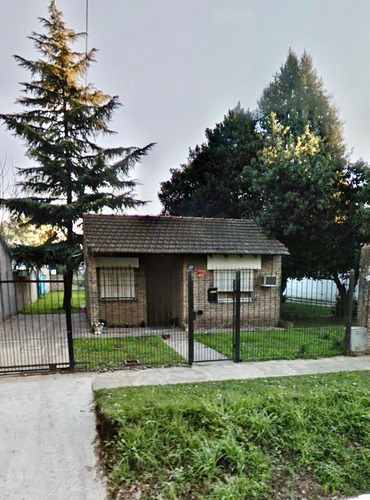 Imagen 2 de 9 de Venta Casa 2 Ambientes Jose C Paz, Excelente Ubicacion.
