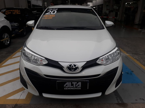 Toyota Yaris Toyota Yaris 1.5 XL Plus Connect CVT (Flex)