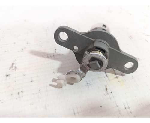 Cilindro Cajuela Chevrolet Spark 2012-2017 (Usado)