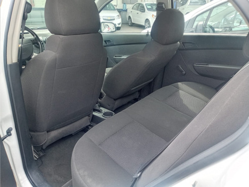 Imagen 8 de 8 de Chevrolet Aveo 2018 1.5 Ls Mt