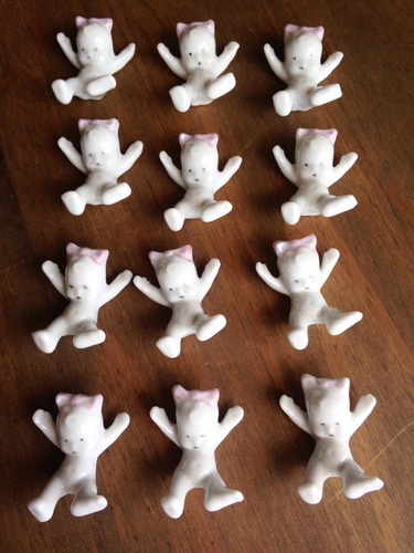 Kit 12 Bebês Lembrancinha - Porcelana - 1 Ano - Maternidade