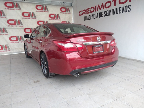Imagen 3 de 11 de Nissan Altima Advance Color Rojo 2017