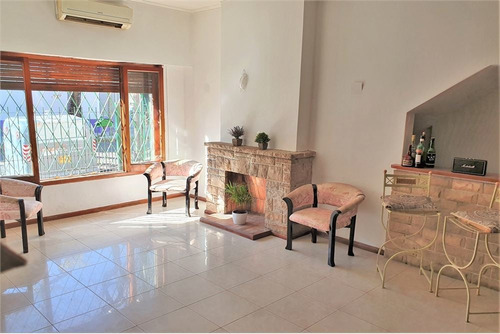 Venta Casa En Ph Con Cochera Patio Y Terraza