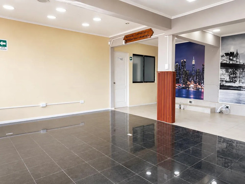 Venta De Casa Comercial Ideal Para Negocio De Salud